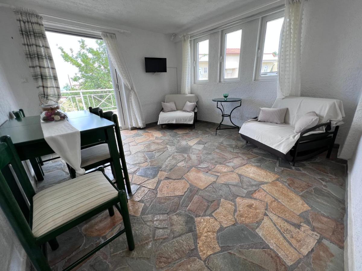 Phoenix Beachside Condos Kokkónion エクステリア 写真