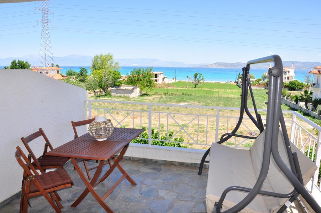 Phoenix Beachside Condos Kokkónion エクステリア 写真