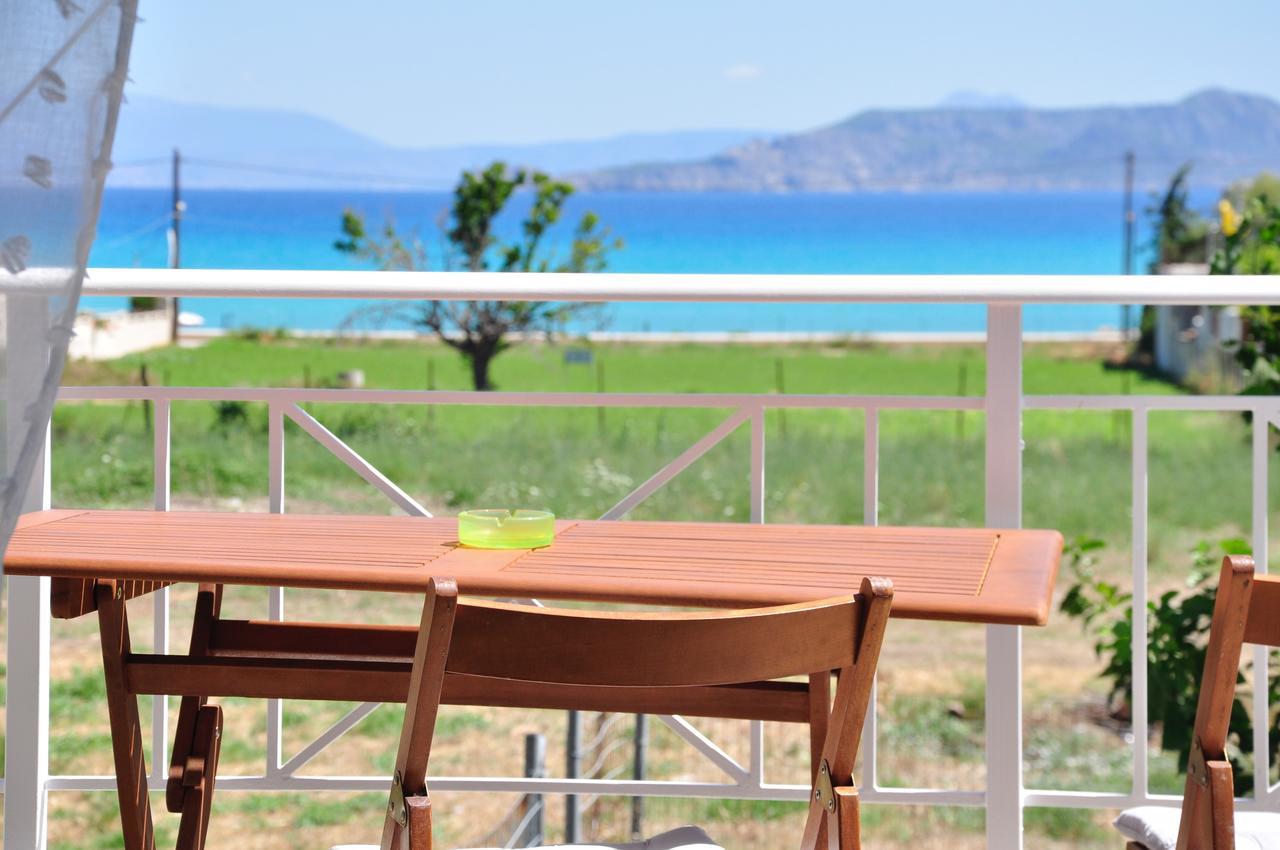 Phoenix Beachside Condos Kokkónion エクステリア 写真